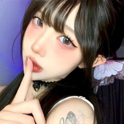 尤莉亚老师的红线 海报